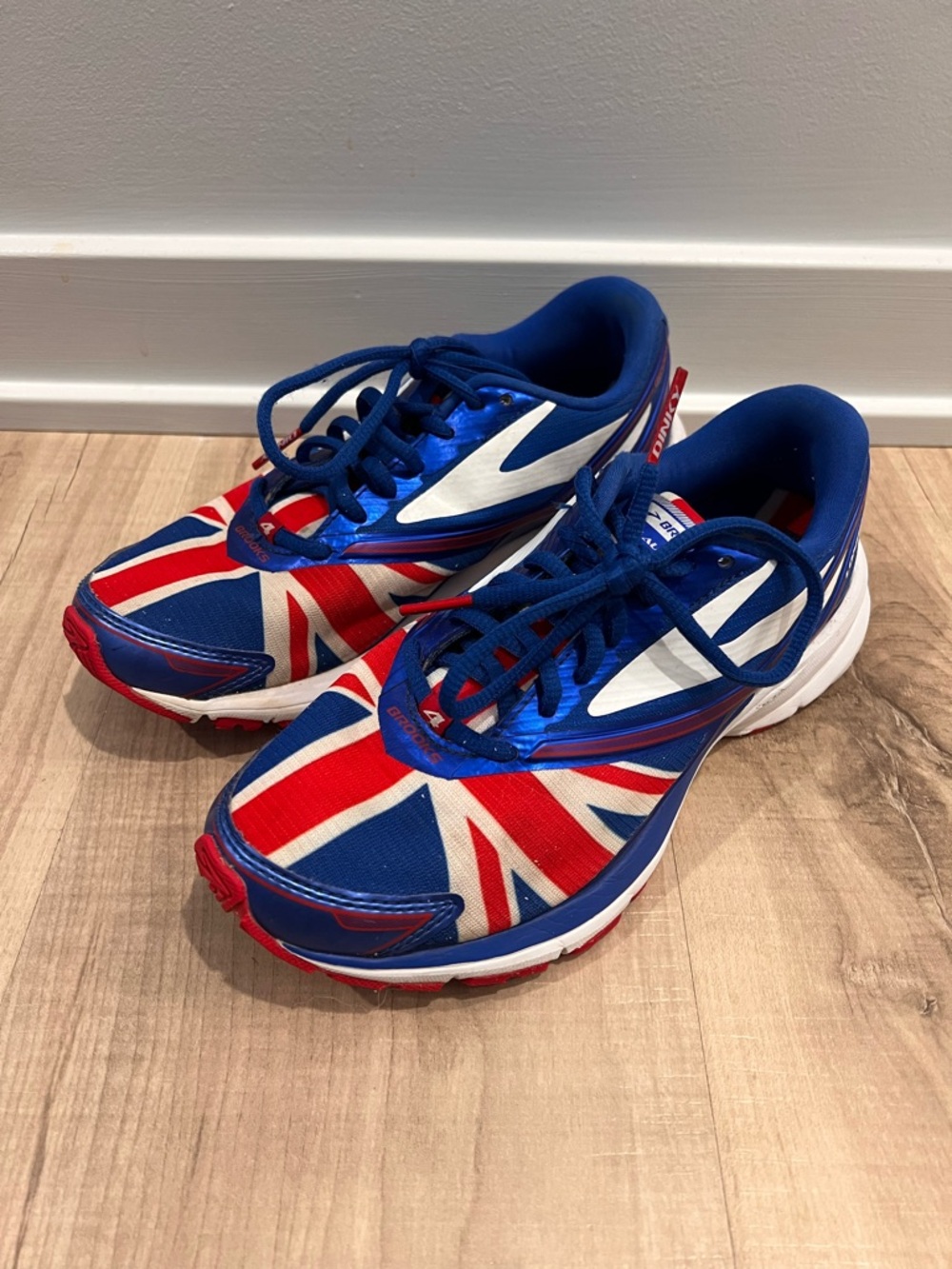 Brooks Men's Running Shoes in Blue, Red, White with Union Jack Graphic